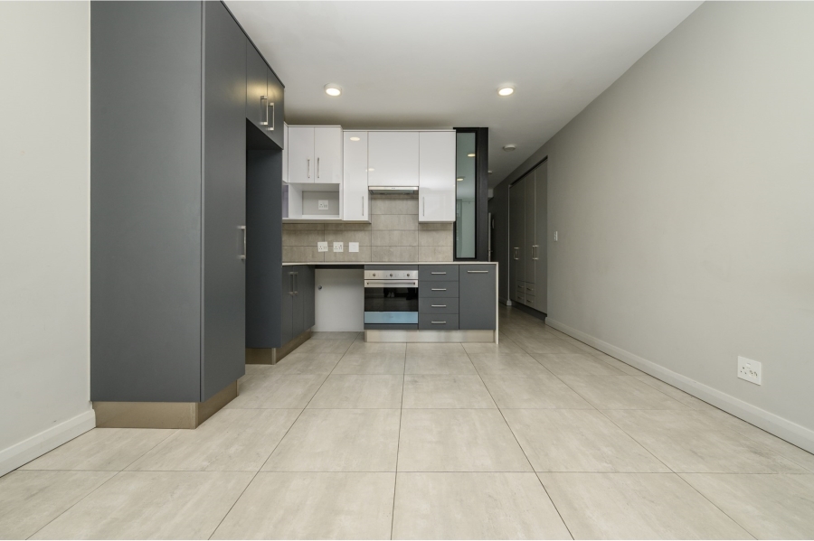1 Bedroom Property for Sale in Summerstrand Eastern Cape